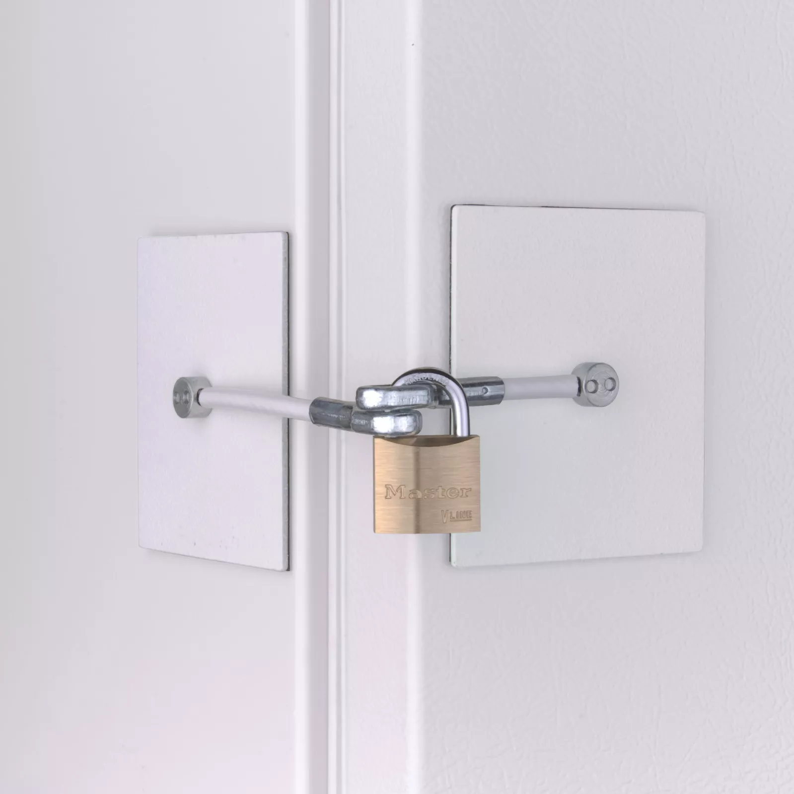 Marinelock White Chest Freezer Door Lock with Padl